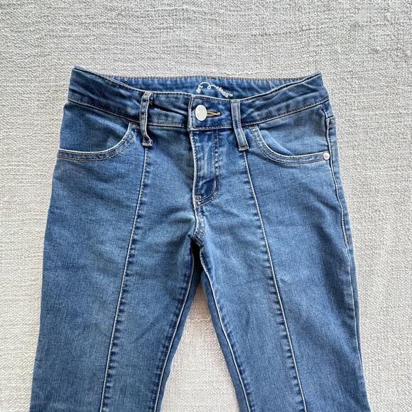Art Class Girl's Low Rise Flare Jeans EUC 12 - Picture 2 of 7